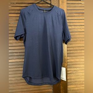 Lululemon Drysense SS Black/Psychic Medium NWT